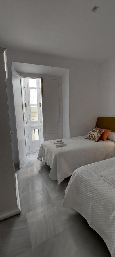 El 2 De Flamenco 1ºa Apartment Cadiz Bagian luar foto