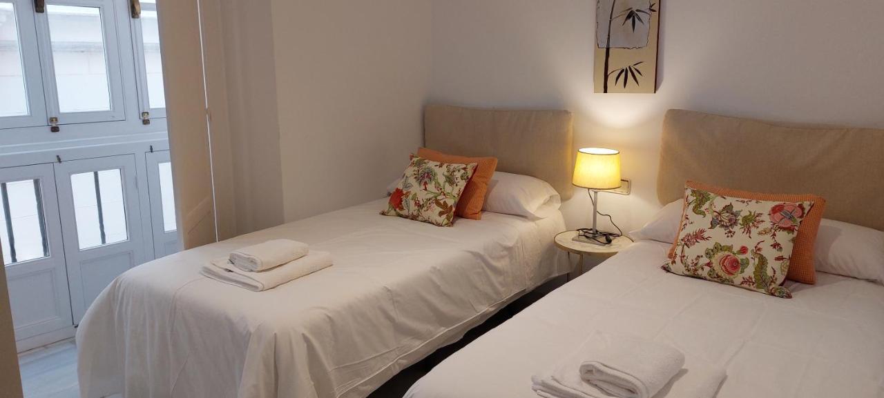El 2 De Flamenco 1ºa Apartment Cadiz Bagian luar foto